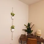 Cozy Noda Stay Near Uptown